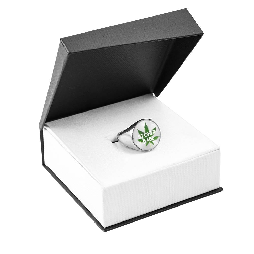 Stoner Babe Ring - Gracious Concepts